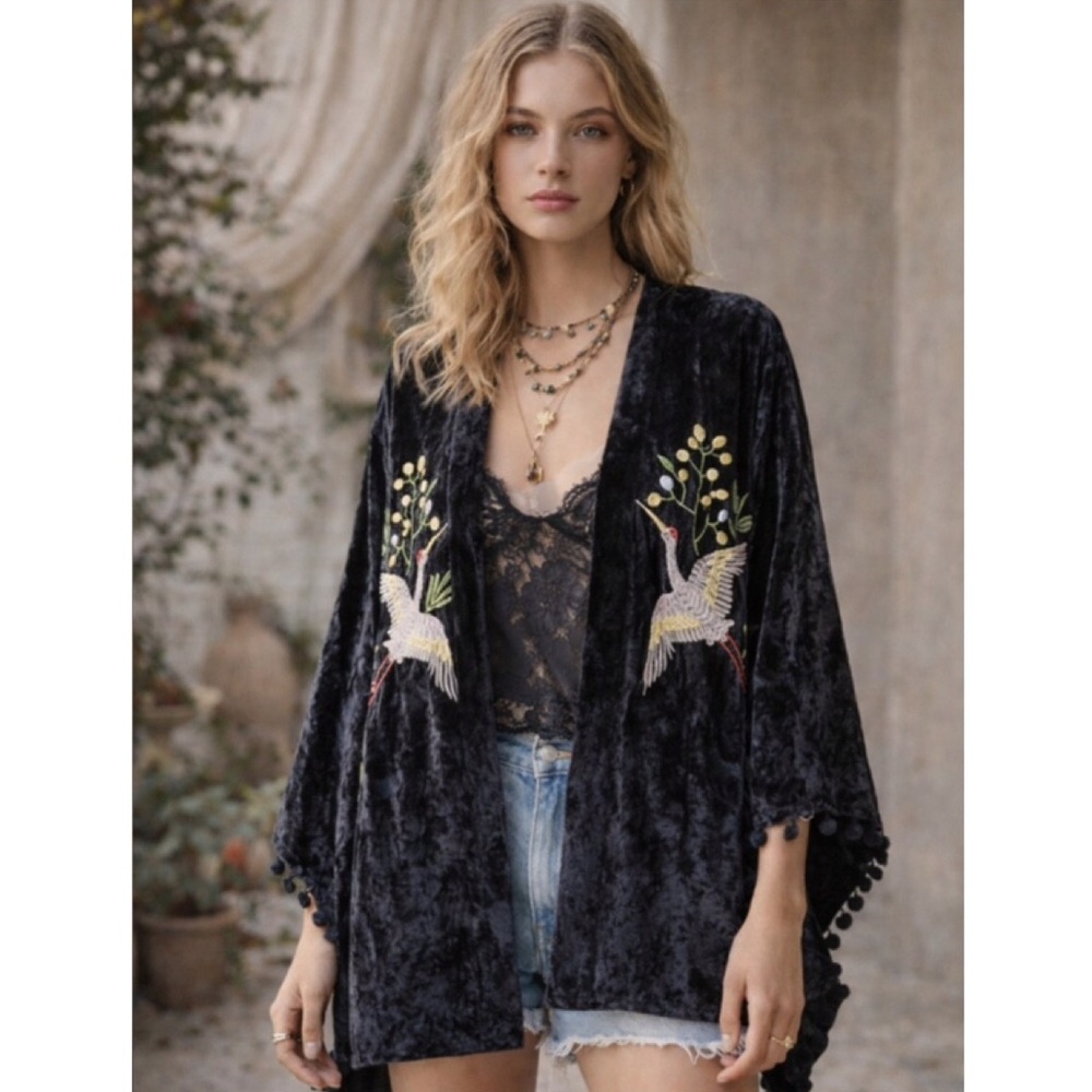 Gypsy Heart Black Velvet Crane Floral Kimono Boho